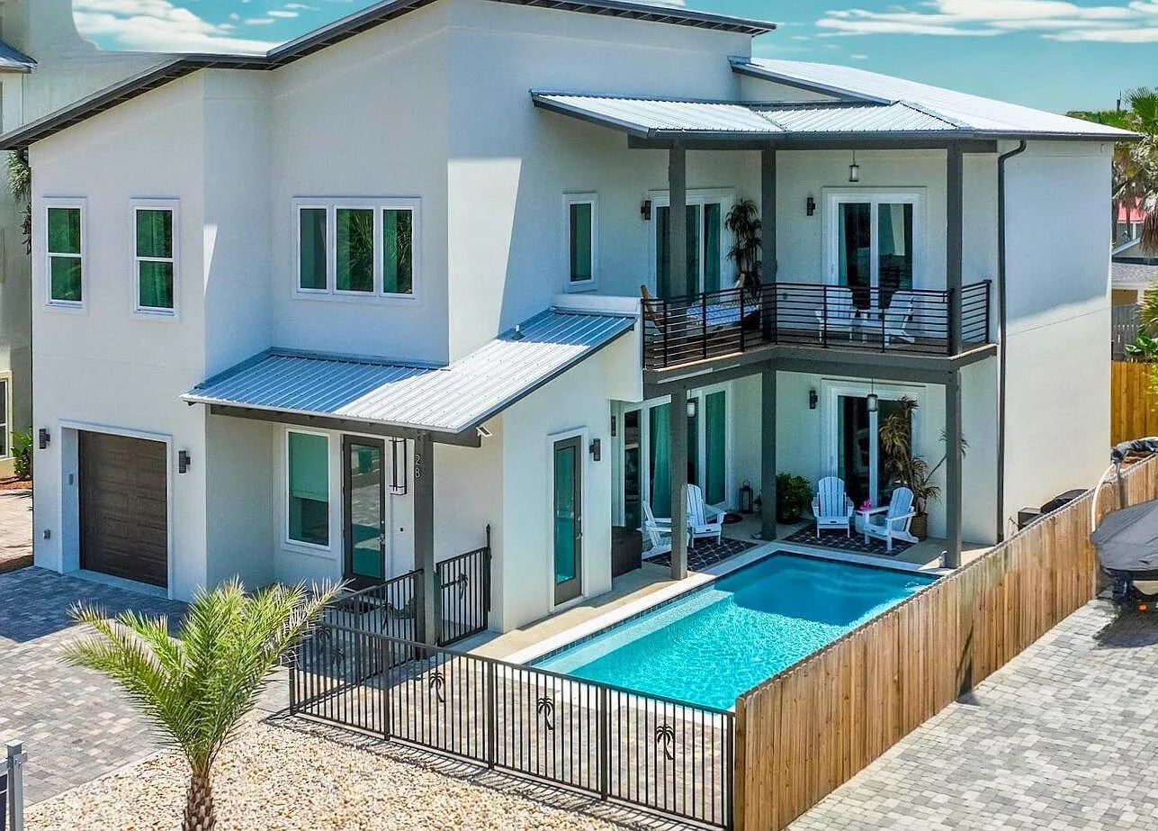 Modern coastal home with private pool in Miramar Beach, Florida